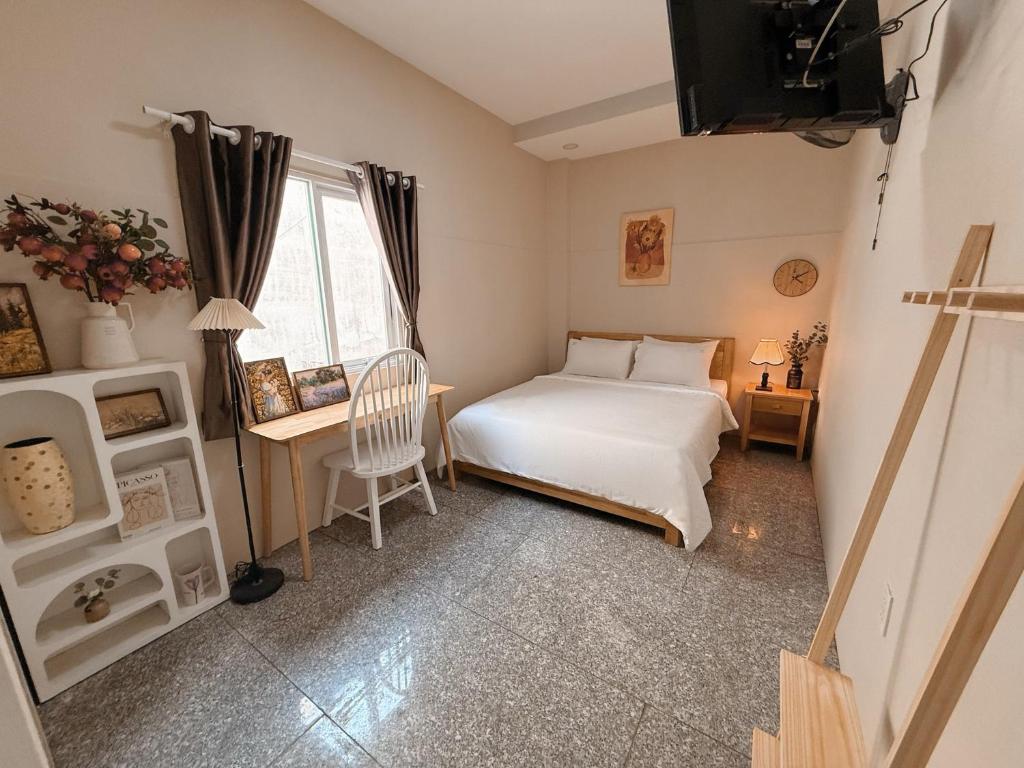Linh Ngọc Châu Hotel